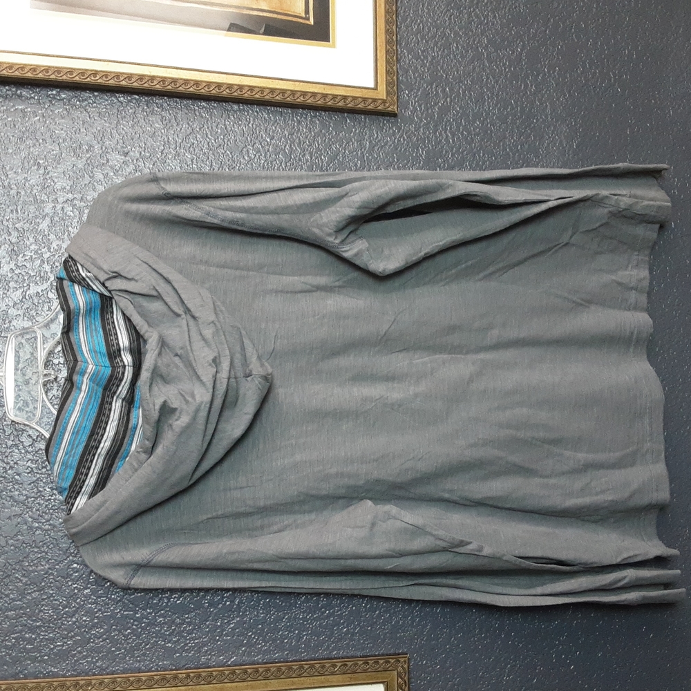 American Rag Hoodie - Picture 3 of 3